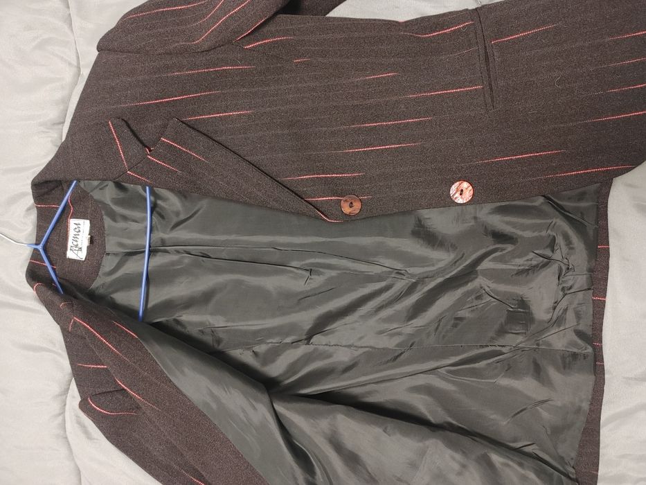 Дамско плътно сако  и сатенено болеро