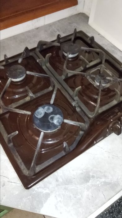 Продам встраиваемую варочную панель