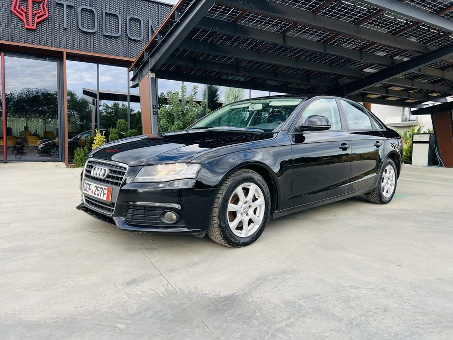 Vand Audi A4 B8 2.0 D