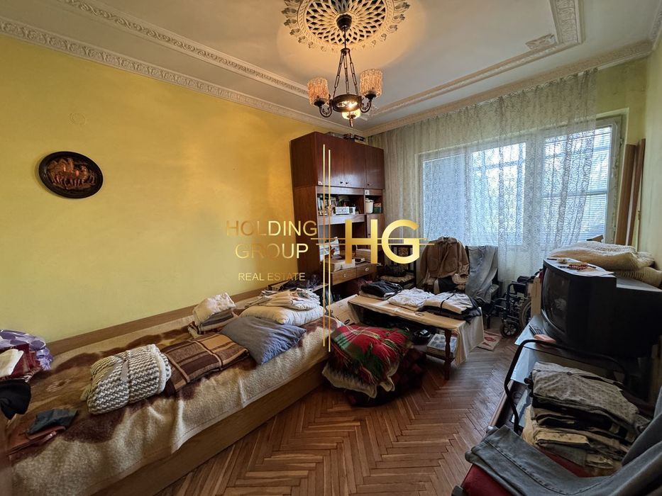 Продава се Четиристаен апартамент в Добрич, Център - 100 кв.м за 1240 €/кв.м - Снимка #1