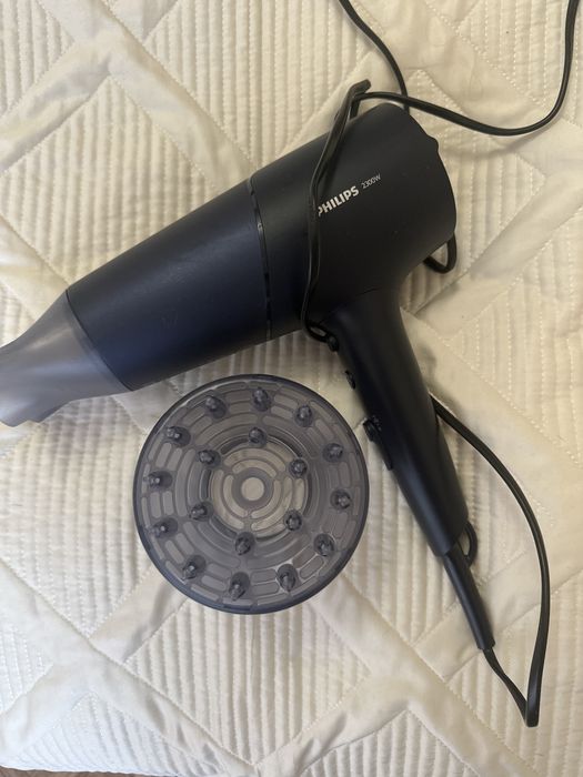 Фен для сушки волос Philips