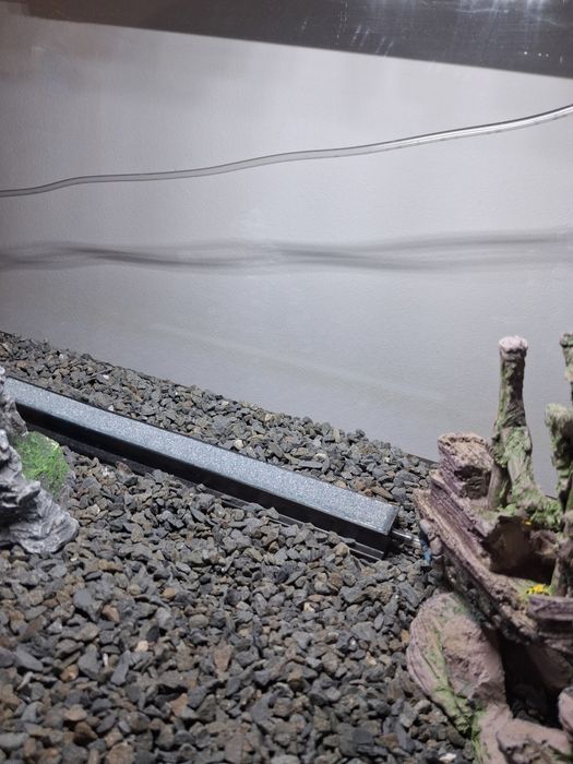 Vând acvariu  AQUAEL pești complet