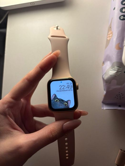 Apple watch se 2022 года