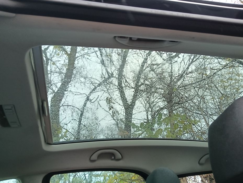 Vând sau schimb Skoda Roomster 1.9 motorina