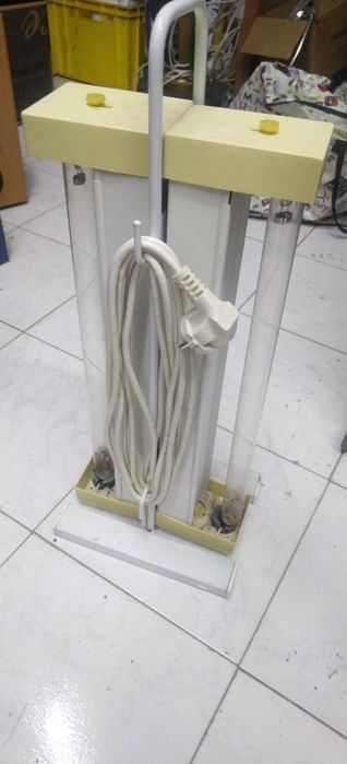 Продам лампу, бактерицидную