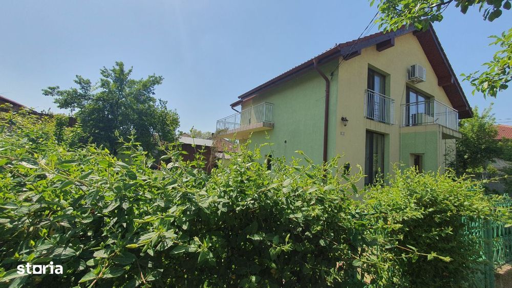 Proprietar vând casă individuală pe colț în zonă liniştită