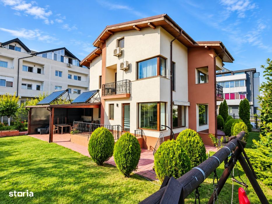 Vilă turistică – 6 cam, teren 900mp | Firma | Accept schimb