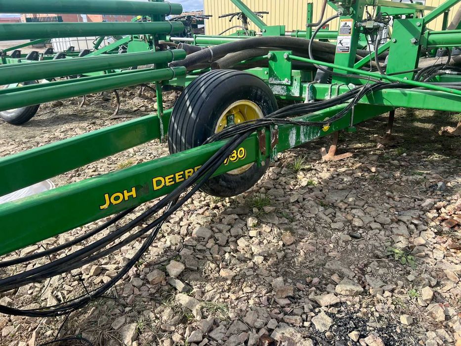 Продается посевной комплекс Джон Дир 730