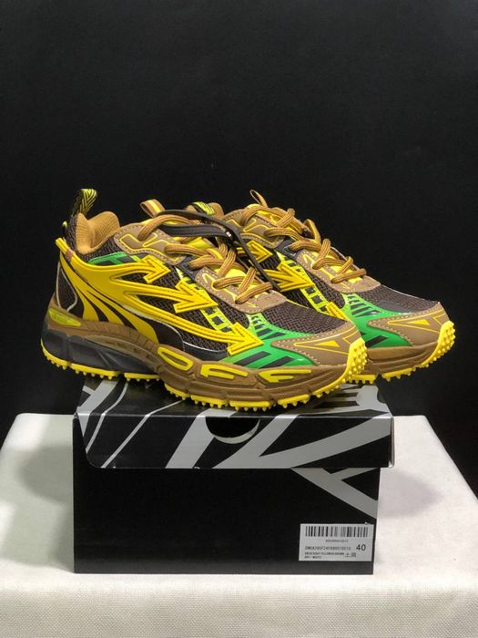 Кроссовки оптом с фабрик напрямую