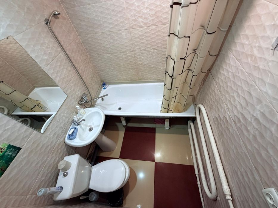 Посуточно 2 ком.кв.центр .тд Тайга