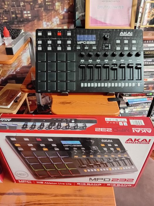 Akai mpd232 сэмплер для создания битов музыки  midi контроллер