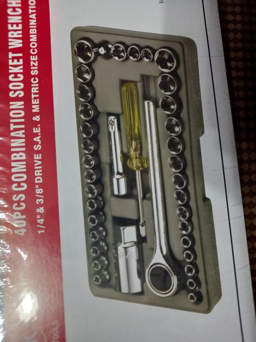 Trusa chei tubulare