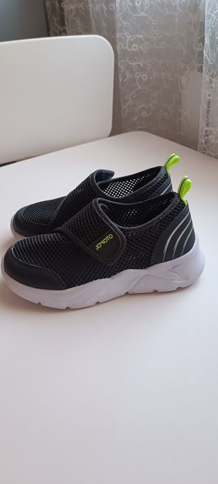 Отдам обувь не дорого