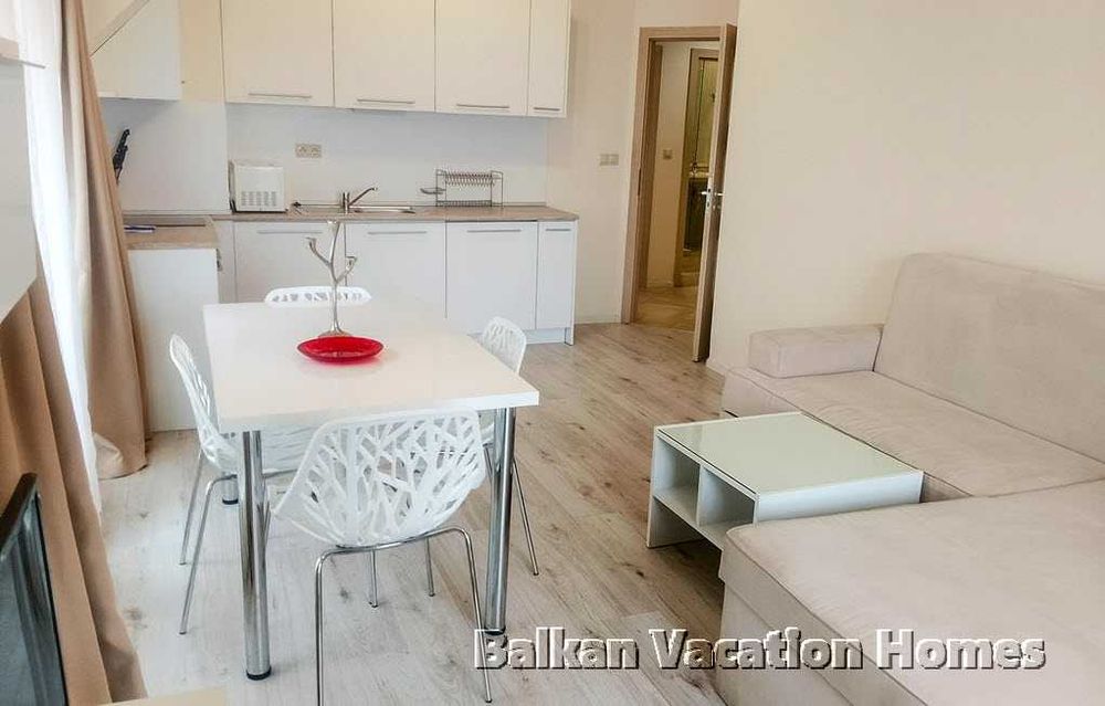 Продава се Двустаен апартамент в с. Аспарухово, Област Варна - 79 кв.м за 1020 €/кв.м - Снимка #5