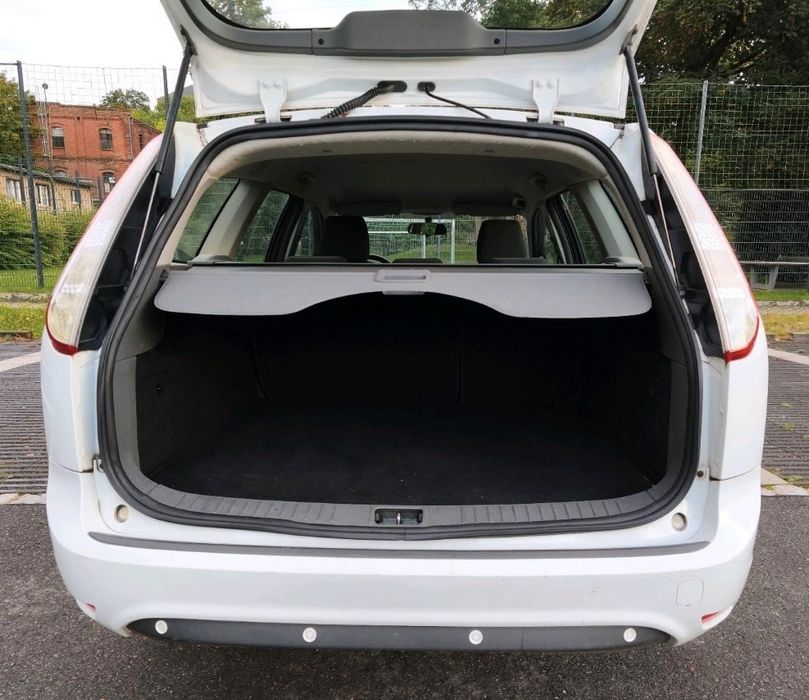 FORD Focus 2010 — imagine 4
