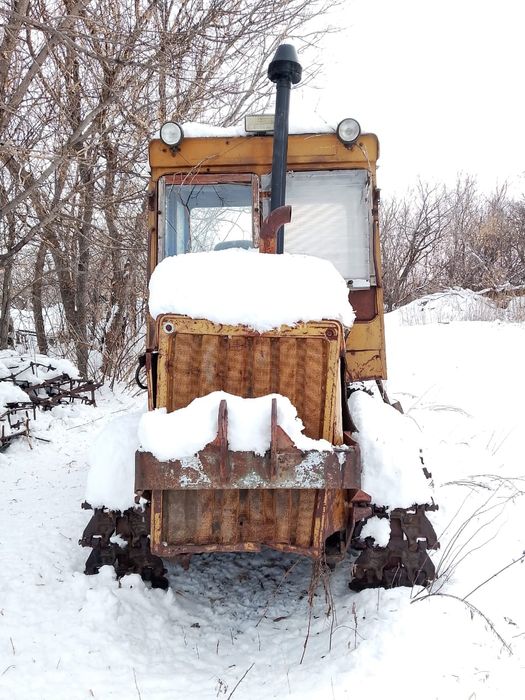 Продам два трактора ДТ75