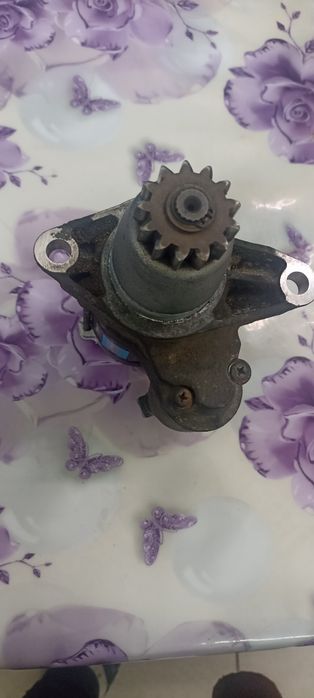 Продам стартер Тойота Лексус.