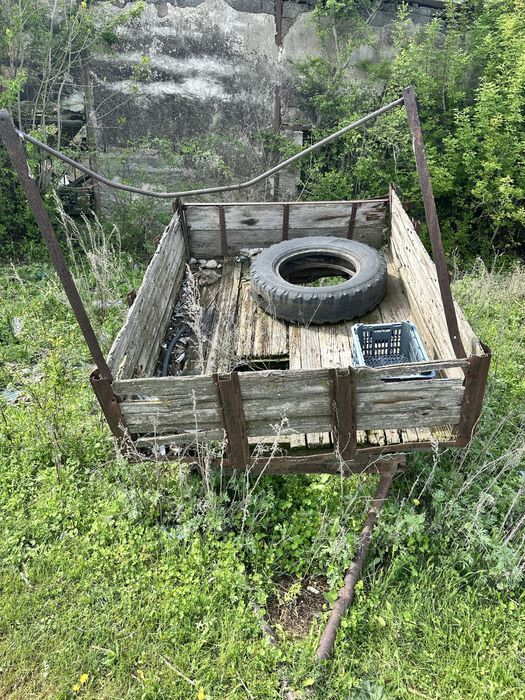 Одноосный тракторный прицеп