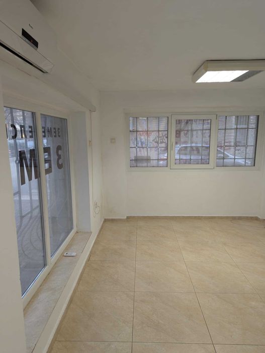 Магазин под наем до Ботевата градинка