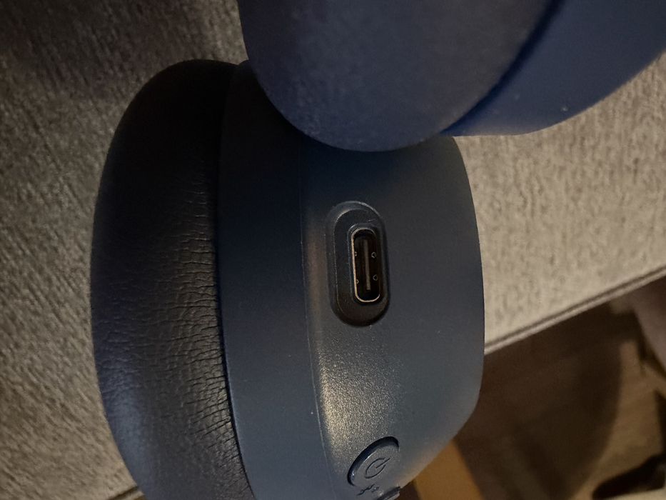 Слушалки Sony EXTRA BASS WH-XB910N
