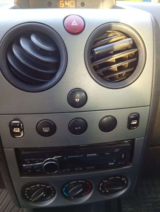 Peugeot Partner 1,6 diesel A.C. 2007