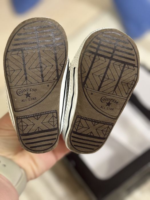 Tenesi converse baby