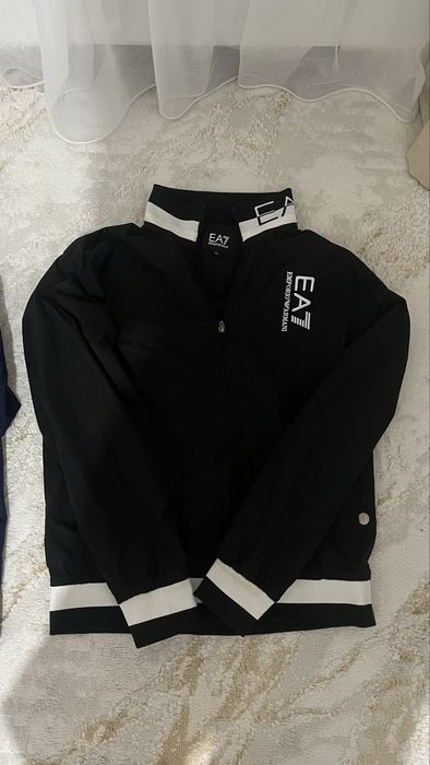 Ветровки от Polo meisdo и EA7