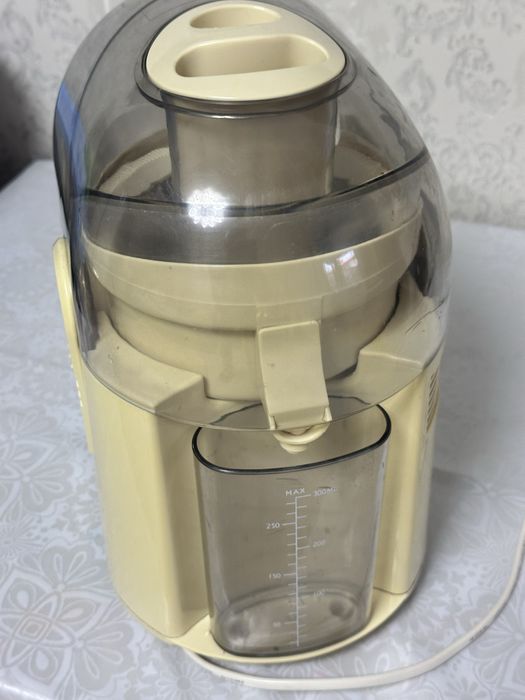 Соковыжималка Binatone
