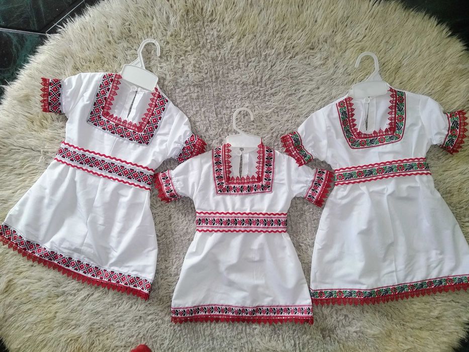 Рокли с народни мотиви