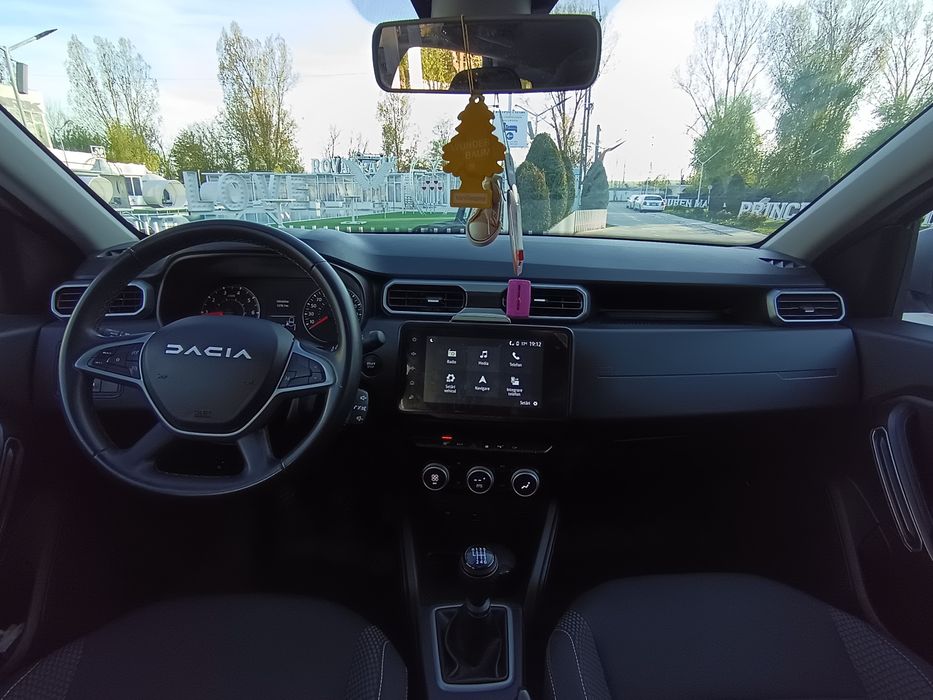 Vând Dacia Duster Unic Proprietar