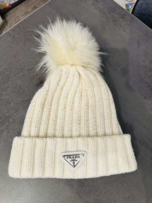 Caciula/fes cu ciucure