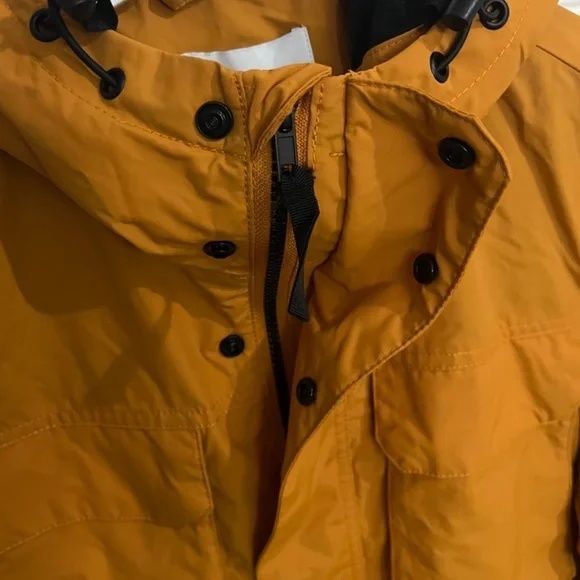 Geaca + Tricou ( pret ambele