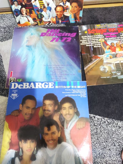 Discuri vinil românești și străine