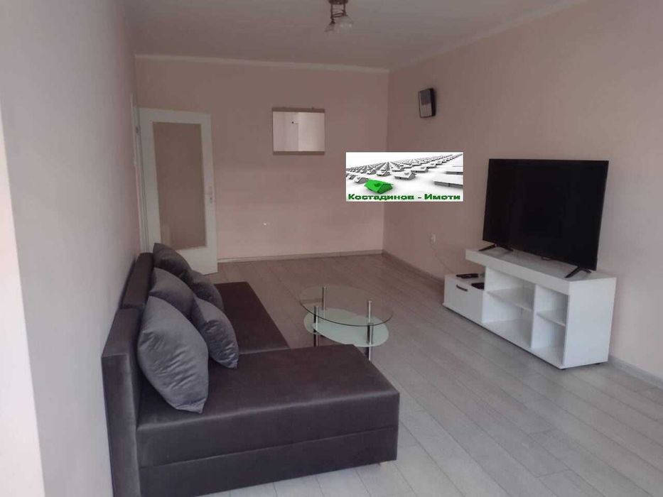 Дава се под наем Двустаен апартамент в Пловдив, Младежки Хълм - 76 кв.м за 590 € - Снимка #2