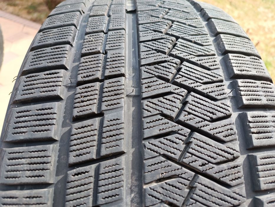 Зимние шины TRIANGLE SNOWLINK 255/45 R19 Липучка