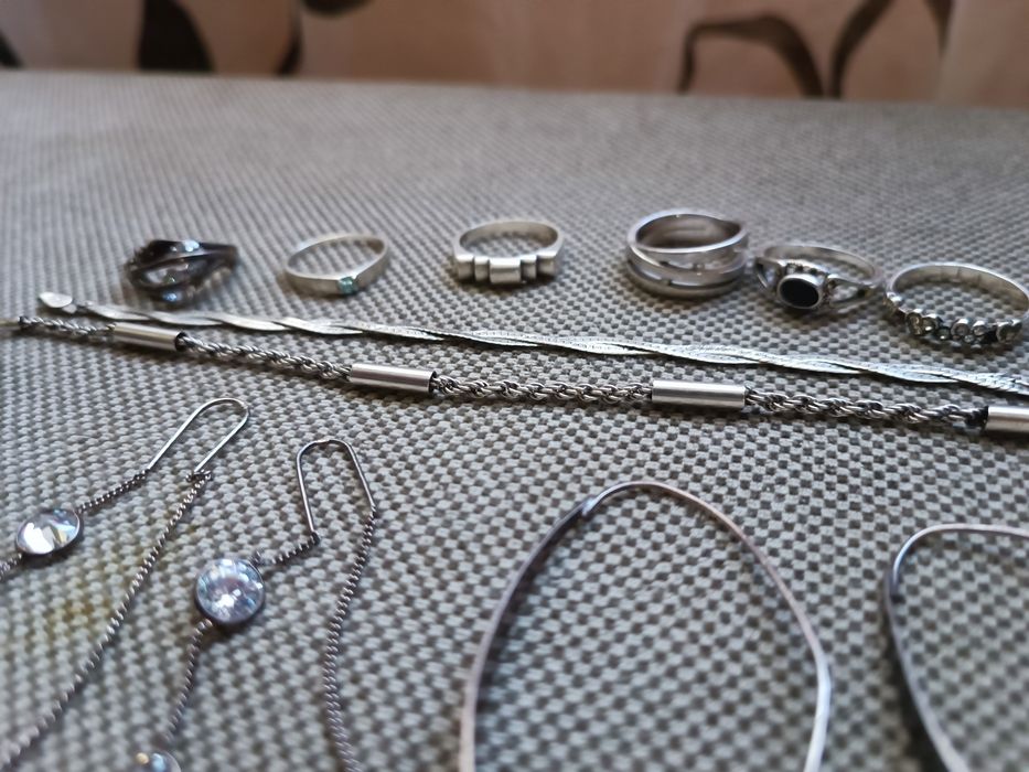 Сребърни неща, висулки,  пръстени