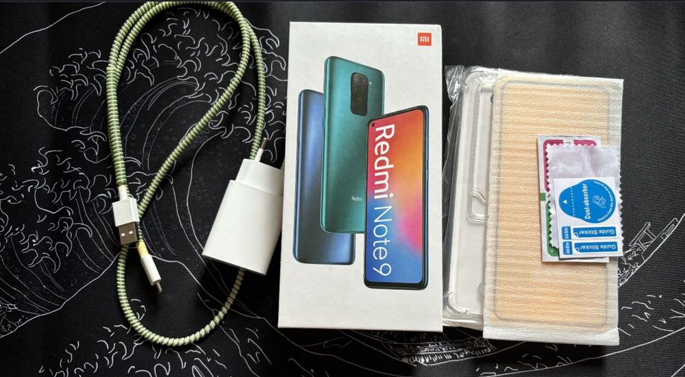 Смартфон/ телефон Redmi note 9 4/128
