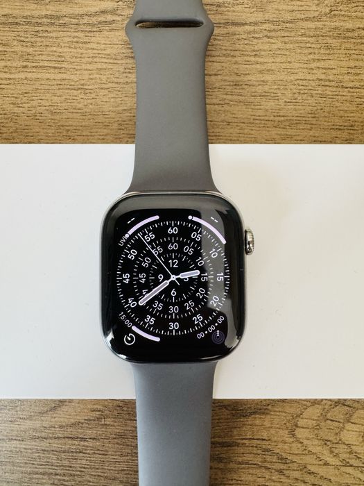 Apple Watch Series 10 GPS + Cellular 46mm Natural Titanium