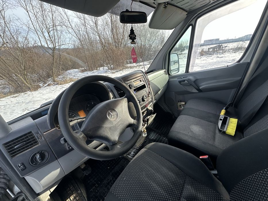 Mercedes Sprinter 8+1 locuri
