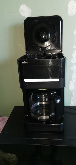Кофеварка  Braun PurAroma KF 7020