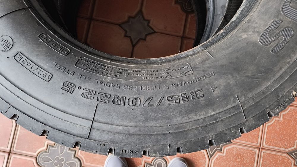Шины грузовые 315/70 R22.5
