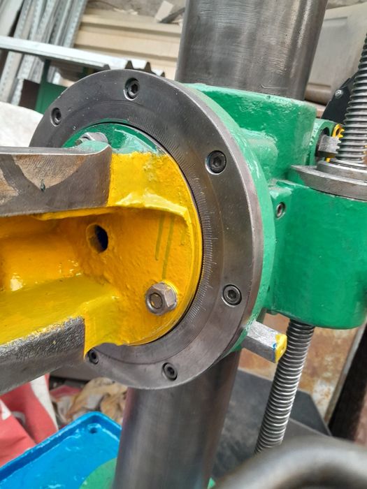 Радиально сверлильный станок