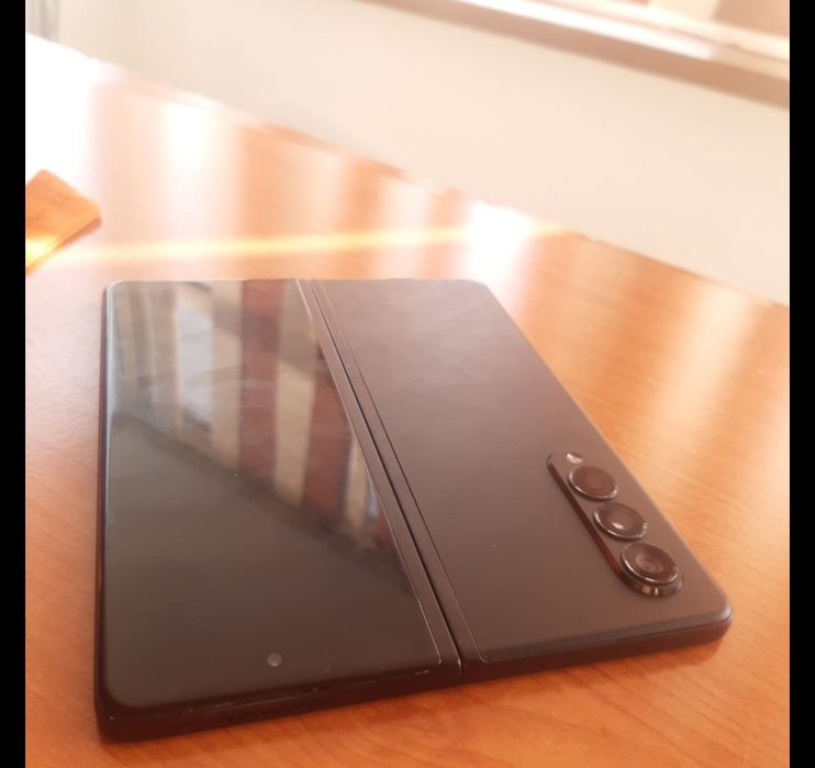 Vând/Schimb Samsung fold 3
