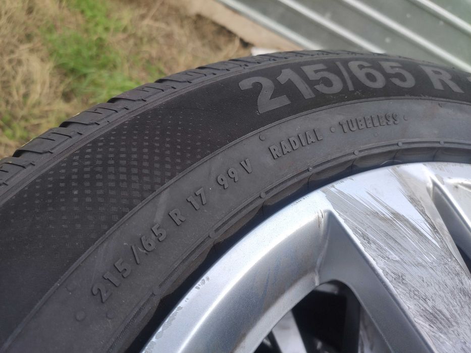 4бр Летни гуми 215 65 17 - Semperit - DOT 2023