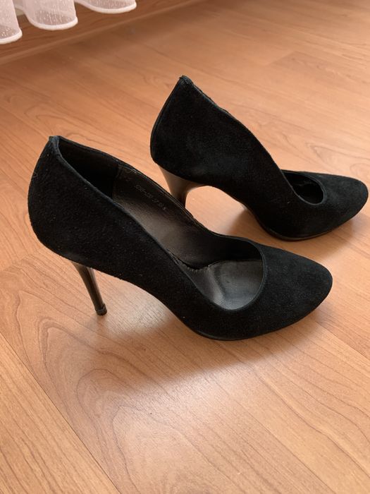 Женские туфли, замшевые