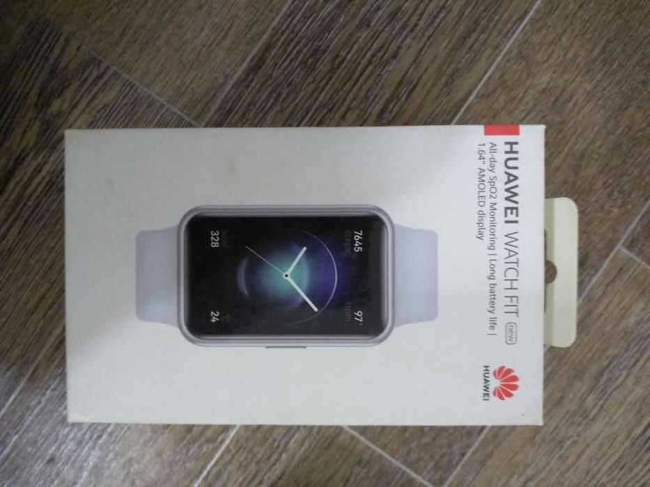 Смарт часы Huawei Watch Fit.