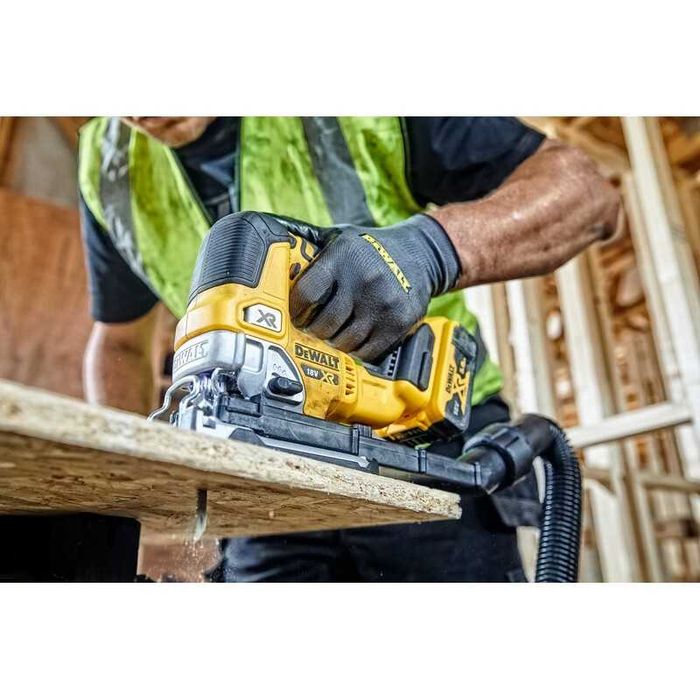 Зеге/Прободен трион DEWALT DCS334N, 18V, 26 mm, 3200 minˉ¹