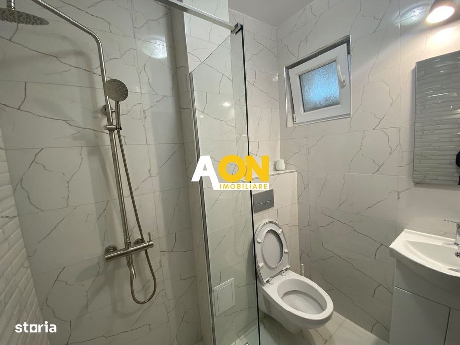Apartament cu 4 Camere, Bloc cu Lift, Bld. Transilvaniei