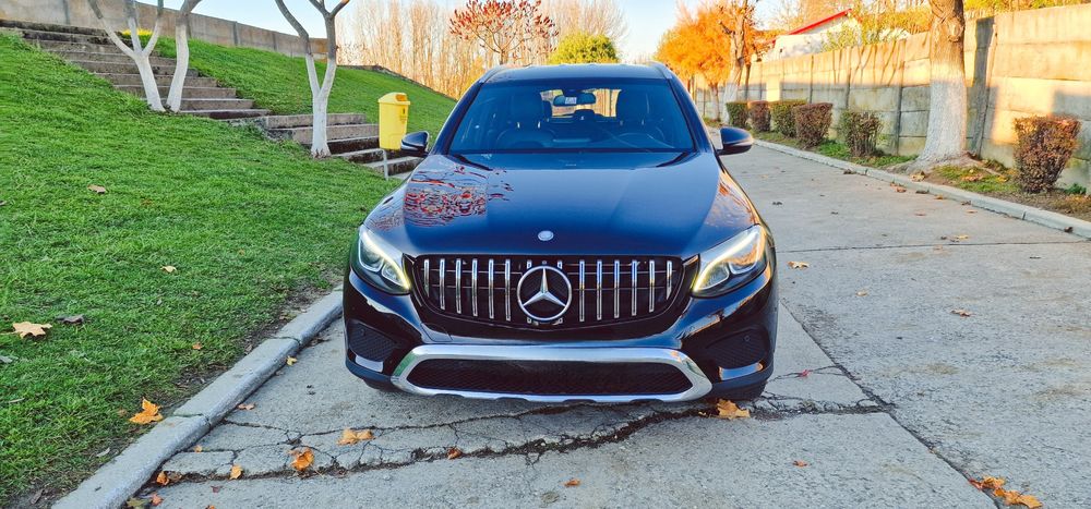 MERCEDES-BENZ GLC