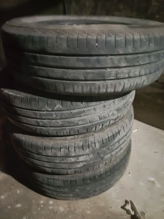 Продам шины летние 15 размер